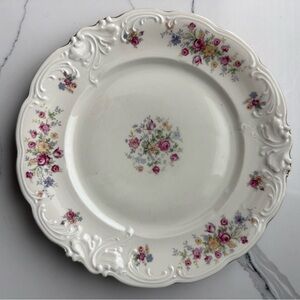 KPM Poland “Friedenberg” Dinner Plates Set of 4 – Floral Porcelain Vintage